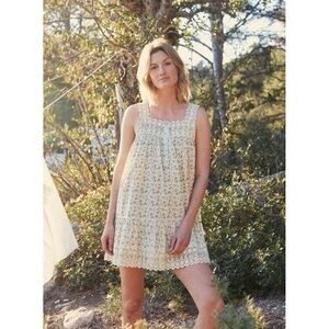 ISO doen Gladys dress in moss papillon floral